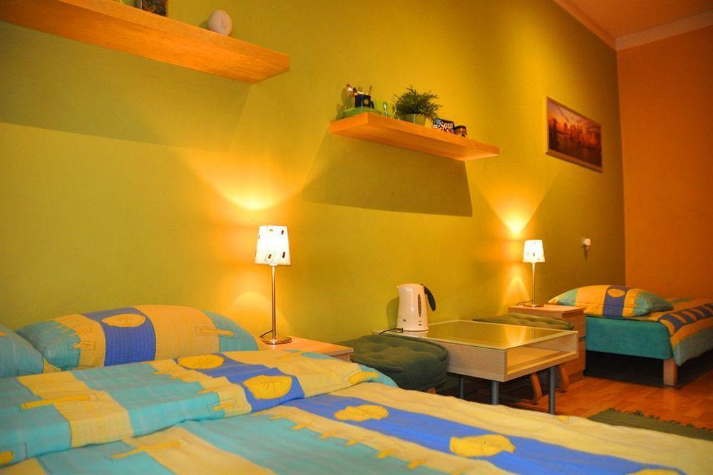 Rainbow Apartments 3 Красков Екстериор снимка